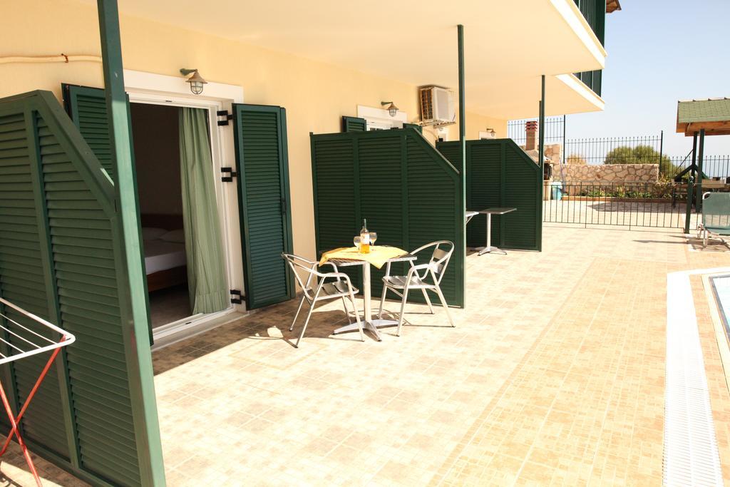 Agnantio Apartamento Eleios-Pronnoi Exterior foto